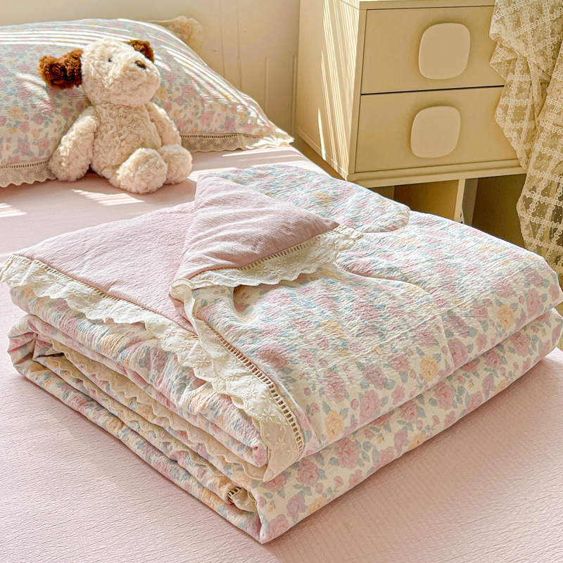 Cotton Wrinkled Yarn Summer Quilt Floral Quilt Core Lace Style Air Conditioning Quilt Washed Cotton Summer Cool Quilt Four-Piece Set Soybean Fiber