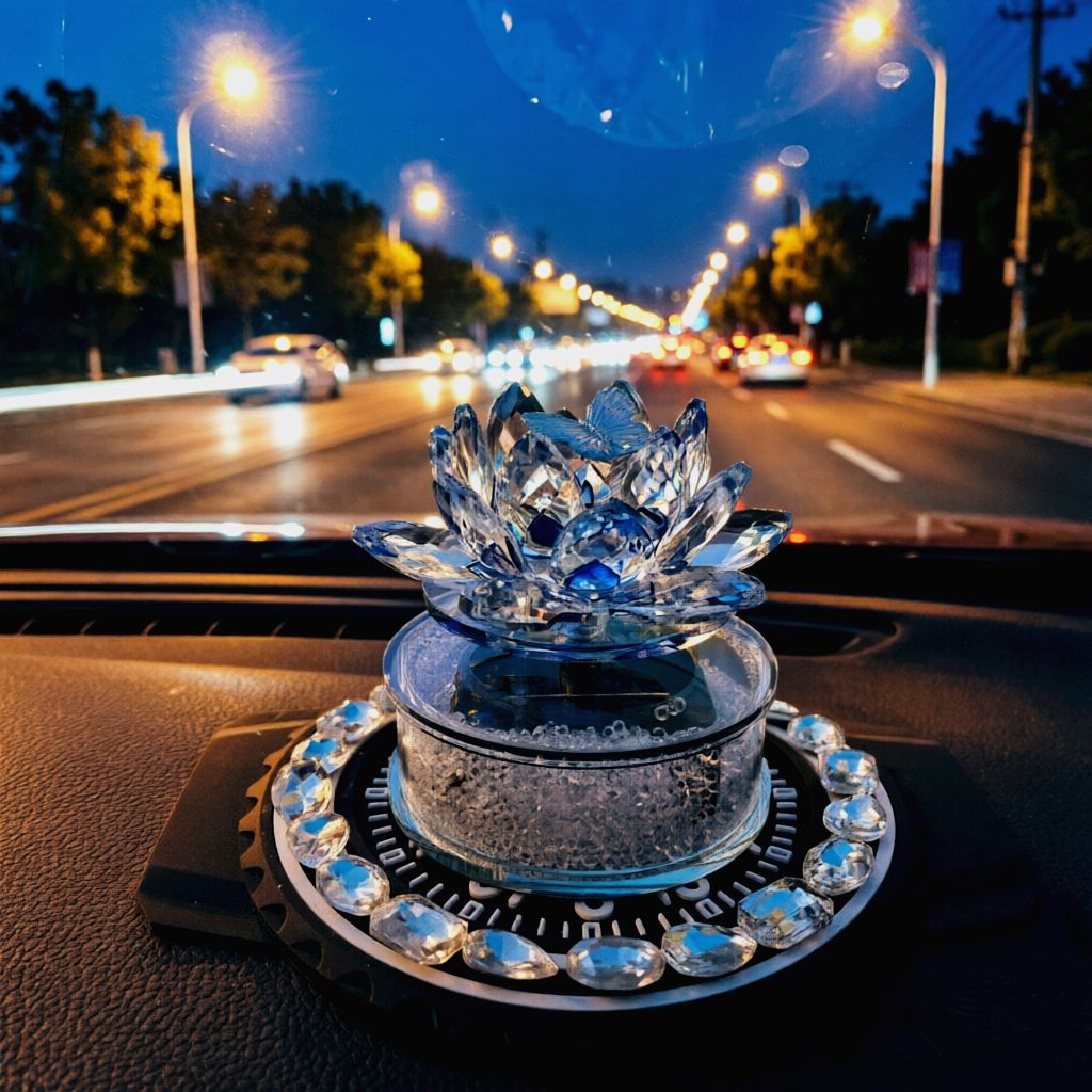 Direct sales from the manufacturer: cross-border crystal lotus craft items, home decorations, car perfume holders, jewelry, and creative ornaments