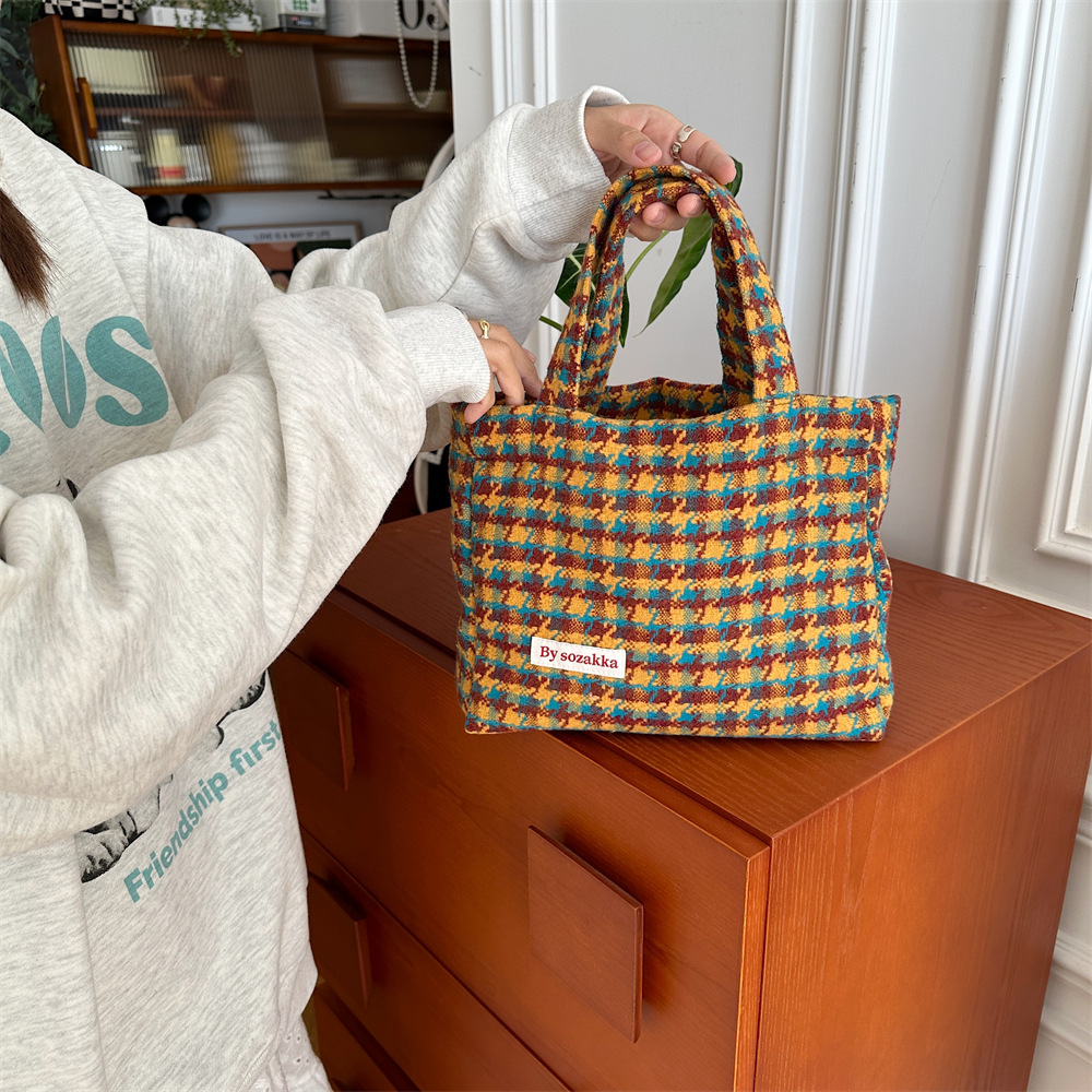 Femmes Moyen De Laine Bloc De Couleur Plaid Style Vintage Carré Ouvert Sac À Main display picture 3