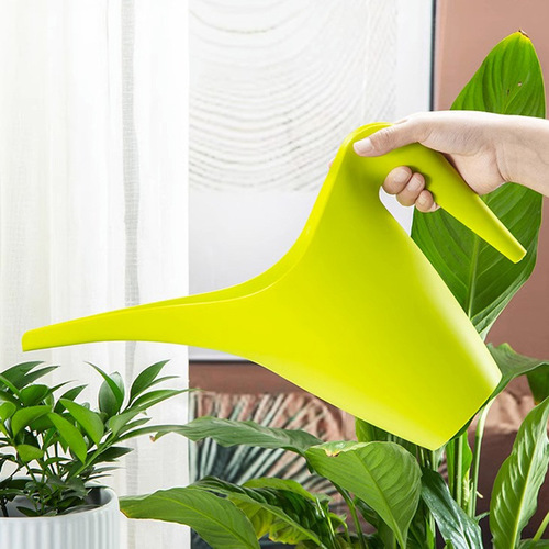 Cross-border gardening tools 1L/1.8L watering kettle, long spout watering kettle, children's candy-colored plastic watering kettle wholesale