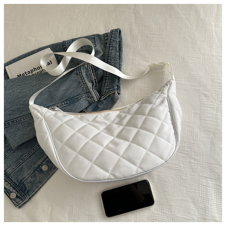 "Stylish large-capacity dumpling bag 2025 New trendy and fashionable niche single-shoulder bag, versatile and simple crossbody bag wholesale. undefined