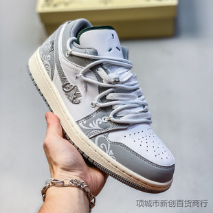 ��Ʒ�|��1�☋���K������Ь��Ů������̿�AJ1�ٴ��\�����e�@��Ь