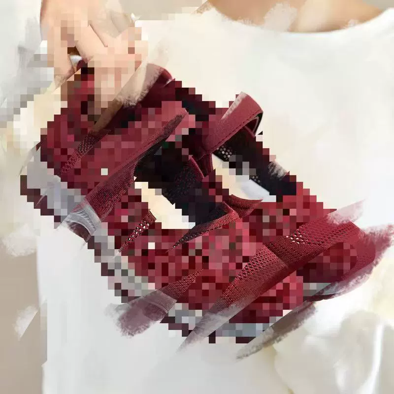 Мама обувь 2025 весна новая дышащая повседневная одиночная обувь фабрика прямых продаж мягкая подошва кроссовки легкая и удобная женская обувь