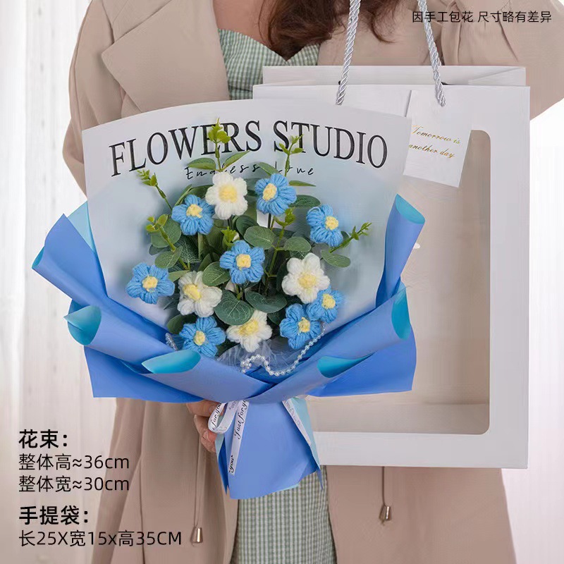 Día de San Valentín para enviar a las niñas ramos tejidos a mano