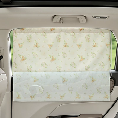 curtain rear baby sleeping — Car curtains - patchwork-style-deer