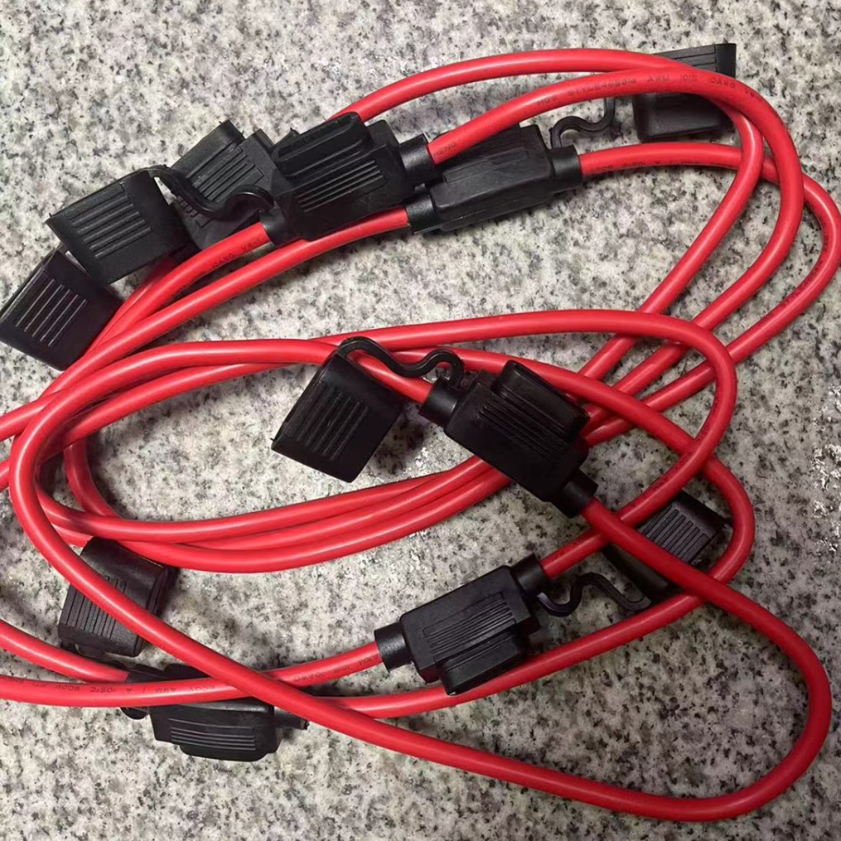 XHX001汽车中插片引线座防水保险丝座中10号线保险丝盒40CM