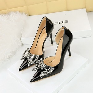 638-H18 European and American style banquet high heels, shallow cut pointed patent leather thin heels, super high heels,