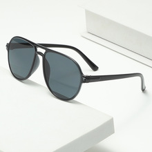 �¿���͹�̫��R�p��һ�w���R����Ƭ�������e����r��ī�R