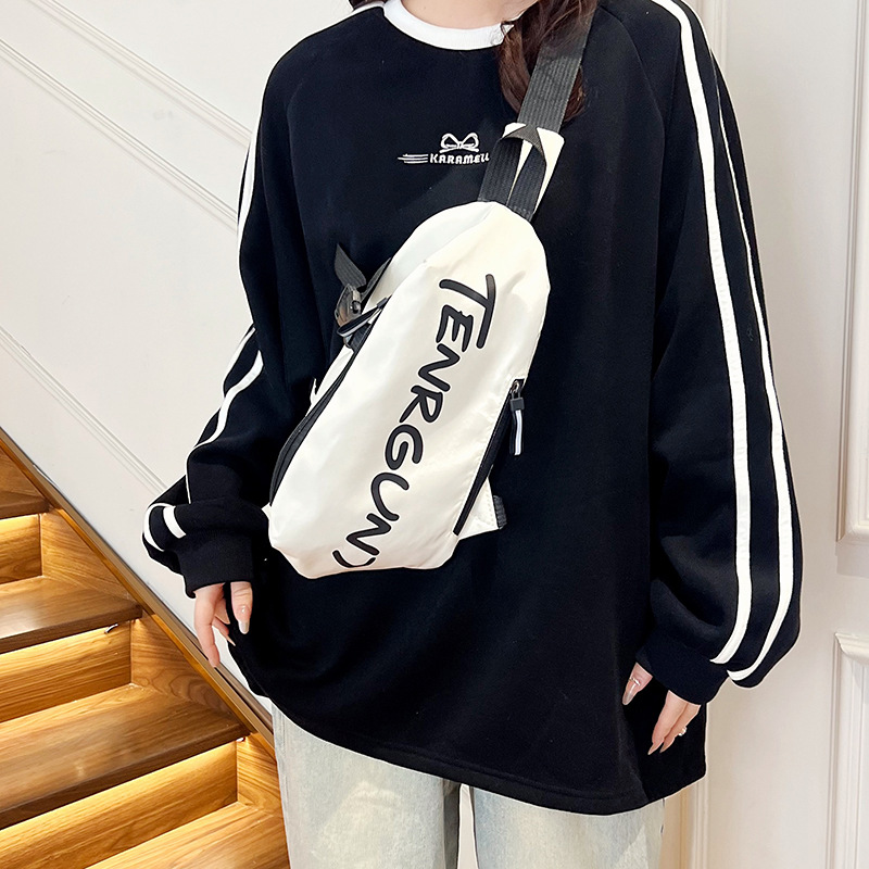 Bolsa de pecho de marca de moda ins 2024 nueva pareja de gran capacidad estilo occidental bolsa de pecho de hombro con textura bolsa de mensajero de moda