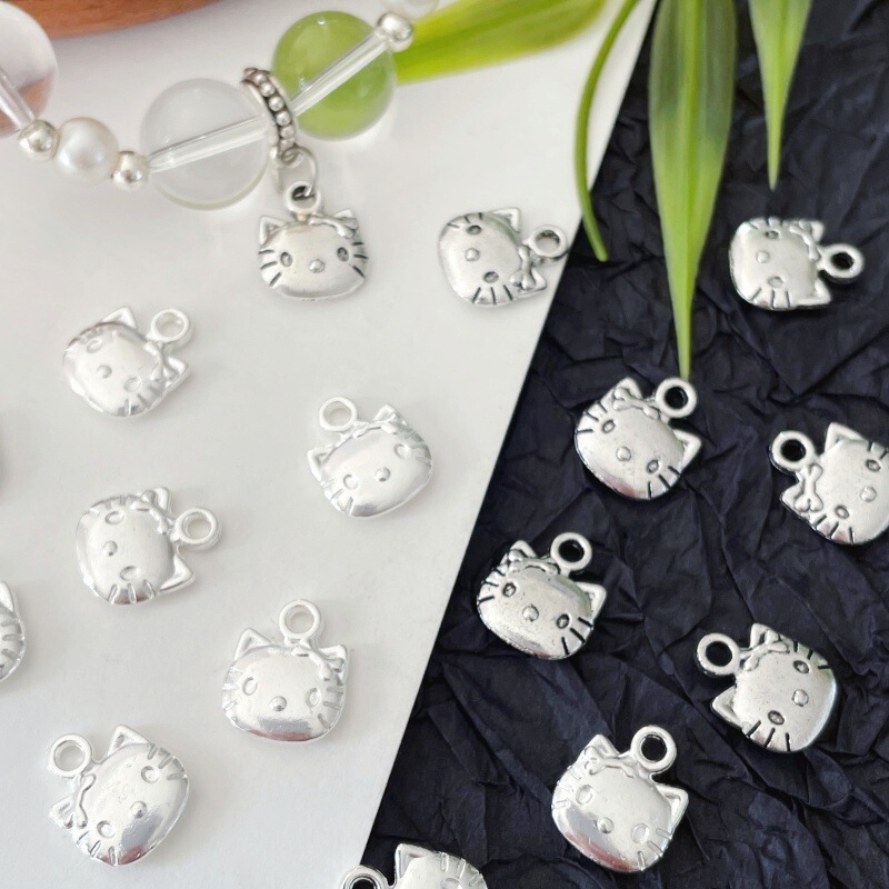 Versatile Cute Cartoon Kt Cat Pendant Hollow Cat Head Charm Handmade DIY Bracelet Necklace Beaded Jewelry Accessories