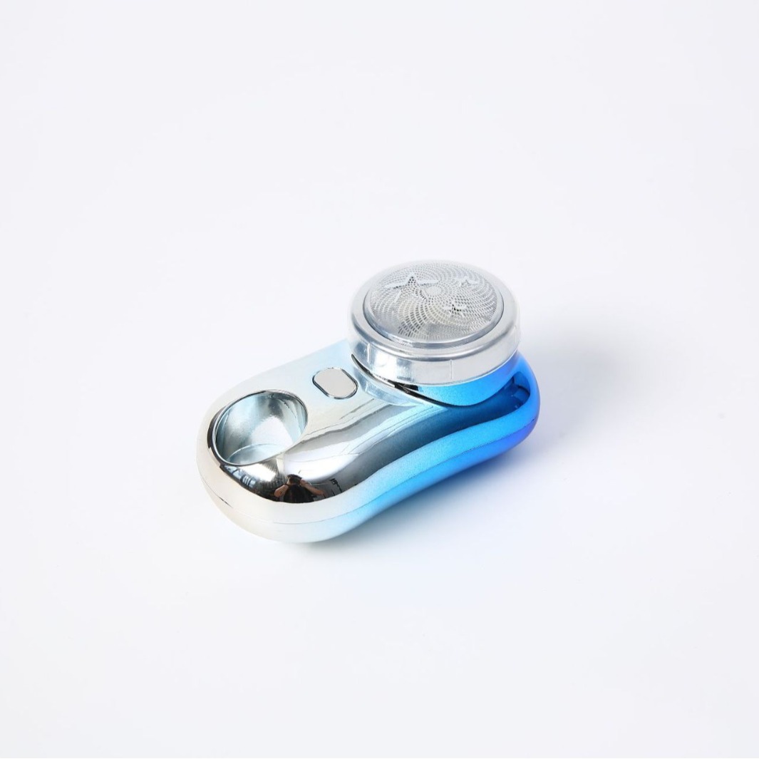 Men's small handheld razor for traveling