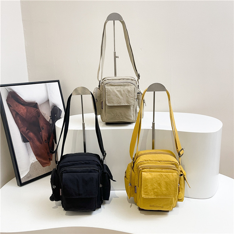 Dandy Bear Multi-Pocket Camera Crossbody Bag Women's Casual Shoulder Underarm Bag Waist Bag Zipper Waterproof Camera Bag