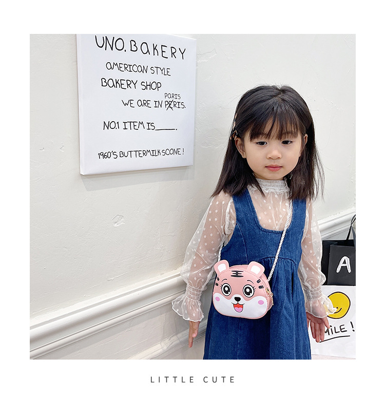 2022 Year of the Tiger New Children's coin Purse, Auspicious Tiger crossbody fashionable pu cute single-shoulder bag for both men and women full figure