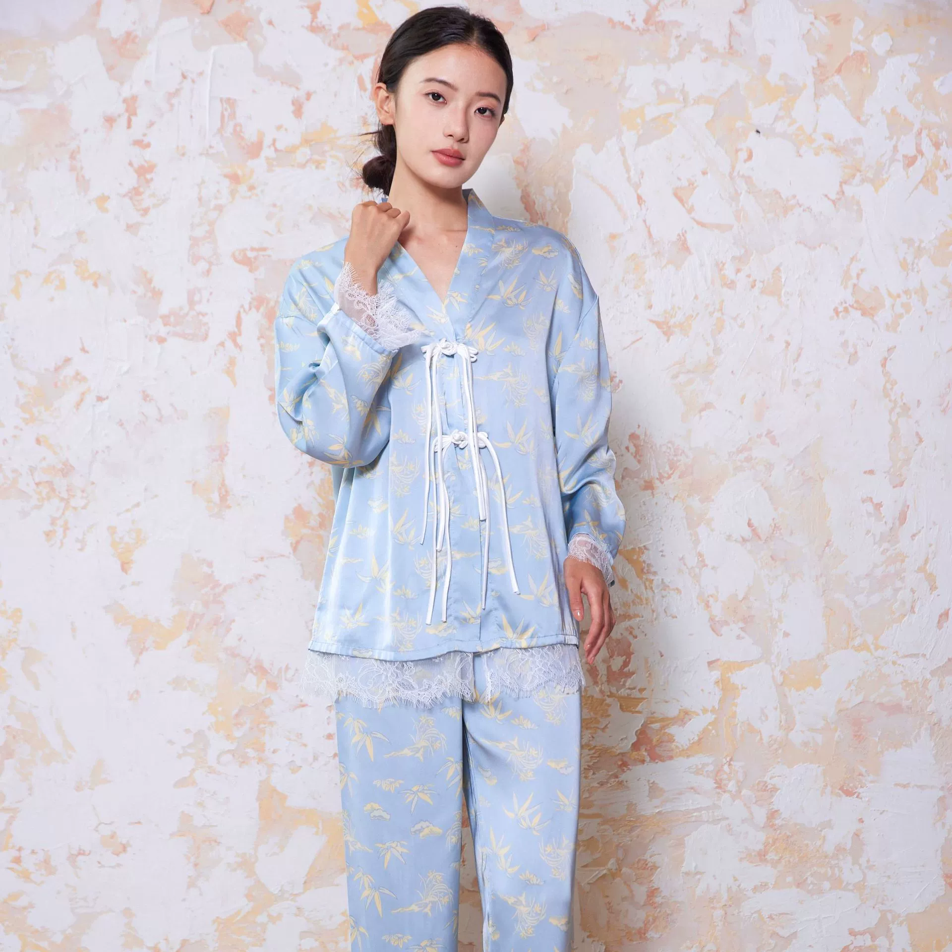 2024 новый новый китайский стиль ранняя осень женская пижама набор с принтом ремни пряжки длинные рукава длинные брюки набор из двух частей
