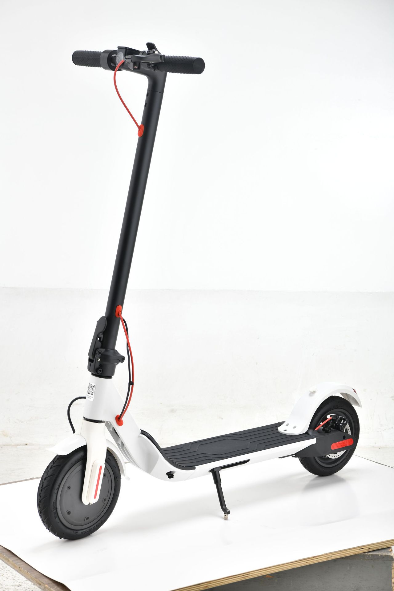 F10 8.5寸电动滑板车3.JPG