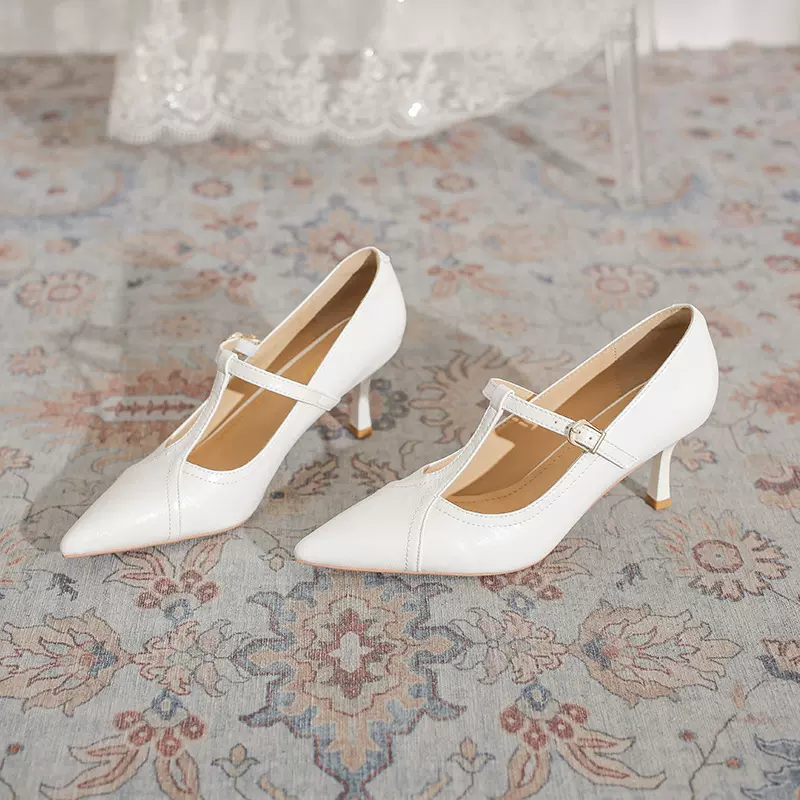 复古小众尖头高跟鞋女细跟2025春夏季新款一字T型带浅口通勤单鞋