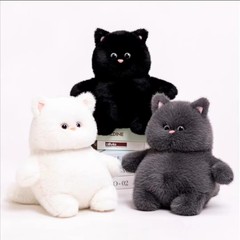 ニャンコのぬいぐるみ人形