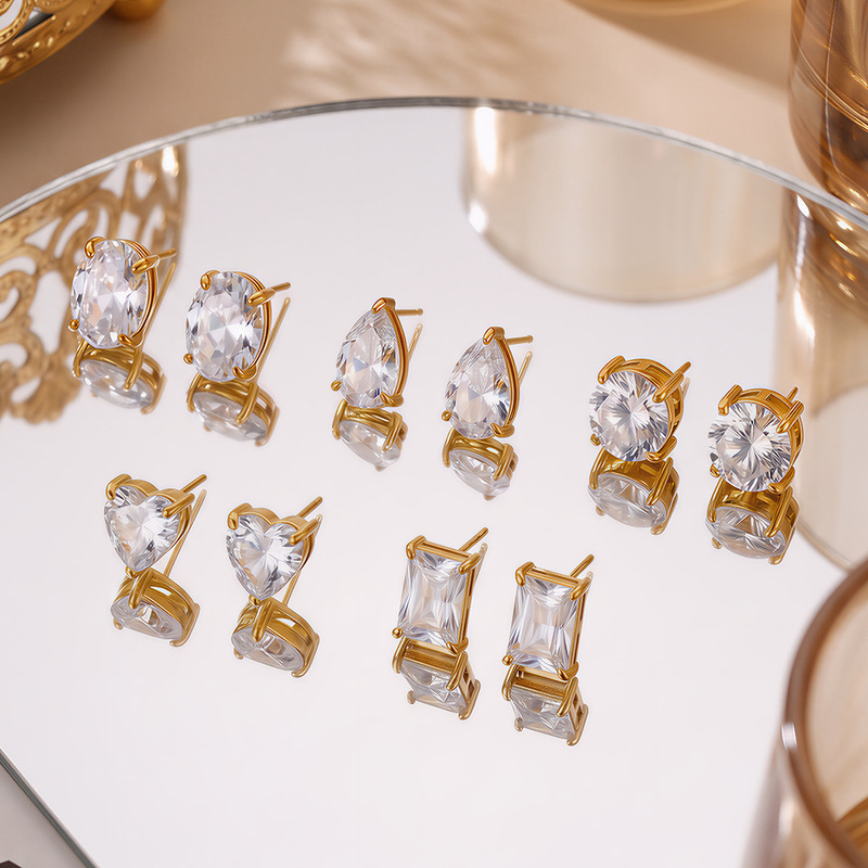 Ins Style Stainless Steel Simple Geometric Heart-Shaped Square Zircon Earrings for Women, Personalized, Exquisite, Light Luxury, Non-Fading Earrings Ins Style Stainless Steel Simple Geometric Heart-Shaped Square Zircon Earrings for Women, Personalized, Exquisite, Light Luxury, Non-Fading Earrings