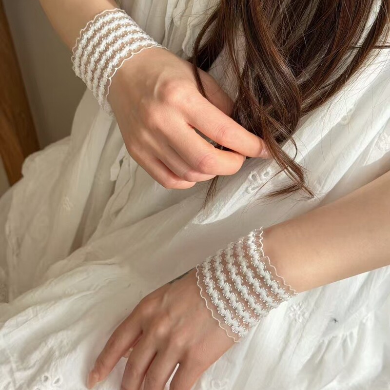 Lolita Lace Cuff Sun Protection Short Elastic Wrist Sleeves for Women to Cover Scars and Tattoos Lolita Lace Cuff Sun Protection Short Elastic Wrist Sleeves for Women to Cover Scars and Tattoos