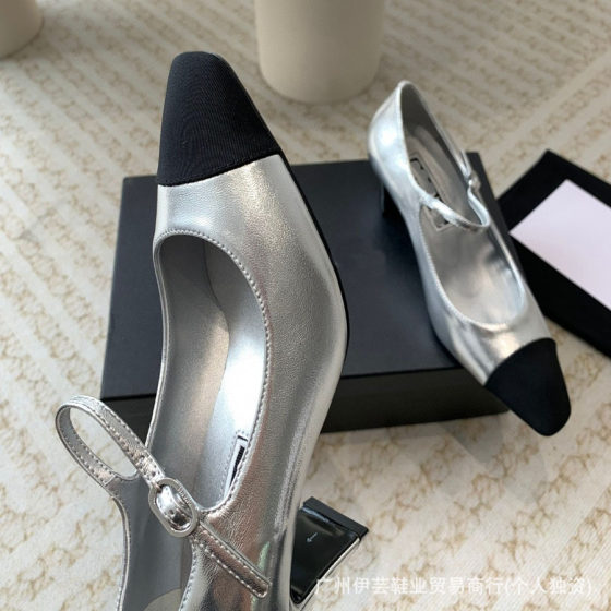 European and American Spring & Fall New Style Shallow Mouth Fashion Versatile One-line Mary Jane Shoes Round Toe Color Matching Medium Heel Shoes for Women