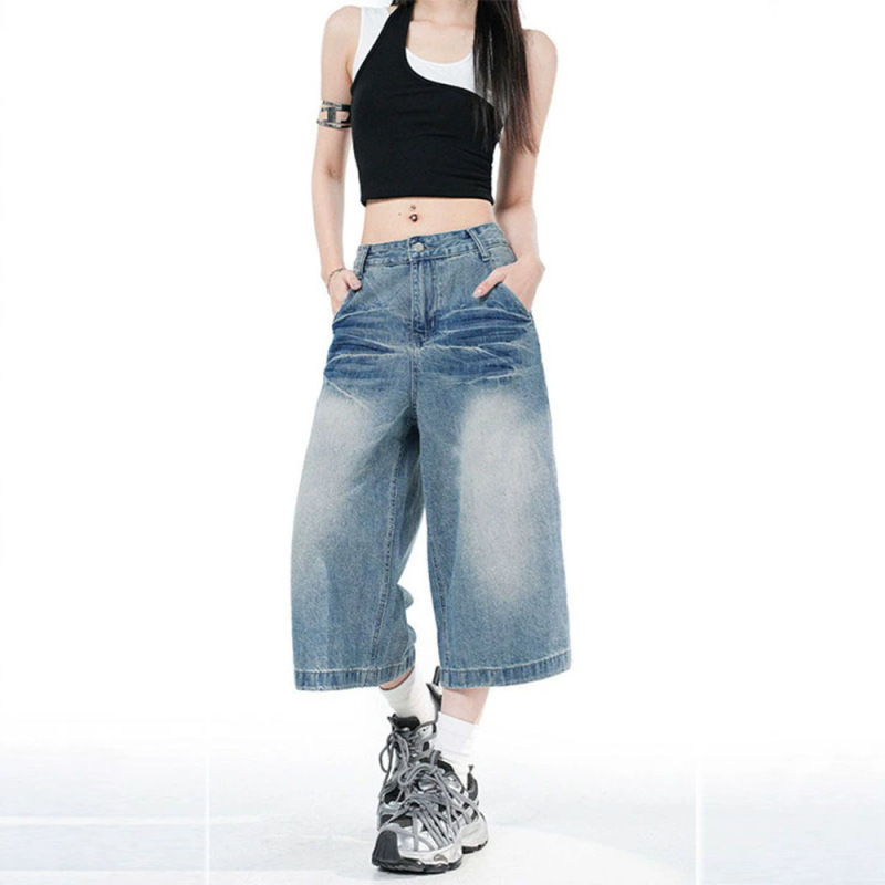 Petite women's casual jeans for autumn, featuring a lightning pattern, cropped length, vintage distressed style, versatile high-waisted wide-leg pants that cover the hips Petite women's casual jeans for autumn, featuring a lightning pattern, cropped length, vintage distressed style, versatile high-waisted wide-leg pants that cover the hips