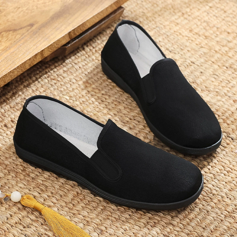 Старая пекинская тканевая обувь, туфли с низким берцем на мягкой подошве, туфли для водителей, мужская обувь на плоской подошве, дышащая черная тканевая обувь для мужчин среднего и пожилого возраста, сохраняющая здоровье