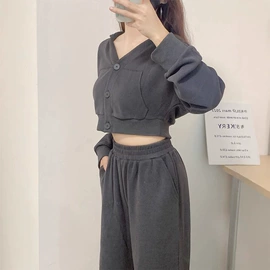 女式T恤;吊带背心;休闲裤