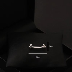 Smile Anti-Slip Design Sense Niche Brooch Simple Smiling Collar Dress Button Accessory Pin Fixed Clothing