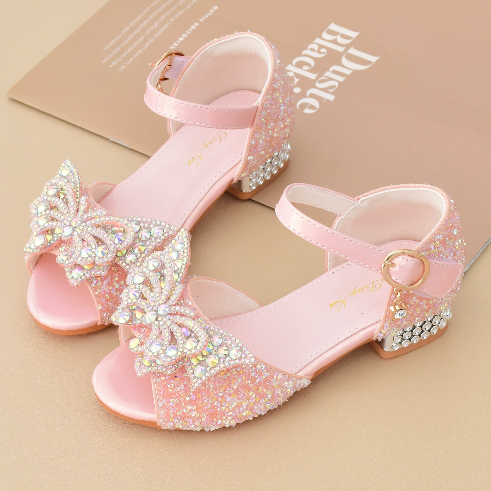 Сандалии для девочек 2024 Летние новые стразы Принцесса Айша обувь на высоком каблуке хрустальная мягкая подошва маленькая девочка рыбий рот сандалии