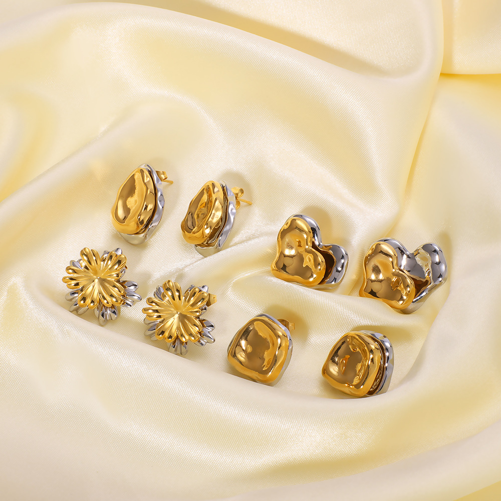 10g Weight PVD Coated Gold Plating Process 304 Stainless Steel Ear Needle Material Real Gold Plated Plating Material PVD Coated Real Gold Plated Flower 304 Stainless Steel Casual Elegant Lady Waterproof Non Tarnish Ear Studs