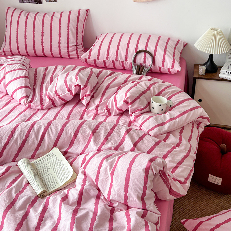 2026 New Spring Collection Simple Printed Vintage Washed Cotton Four-Piece Set: Color-Block Bed Fitted Sheet, And_voghion.com