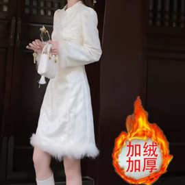 加绒加厚早秋白色流苏边白色连衣裙新中式盘扣法式温柔赫本风中裙