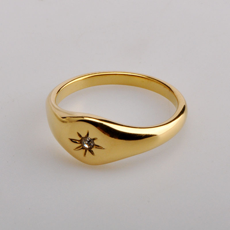 PVD Coated Real Gold Plated 18K Gold Star Stainless Steel Simple Style Waterproof Non Tarnish Rings display picture 5