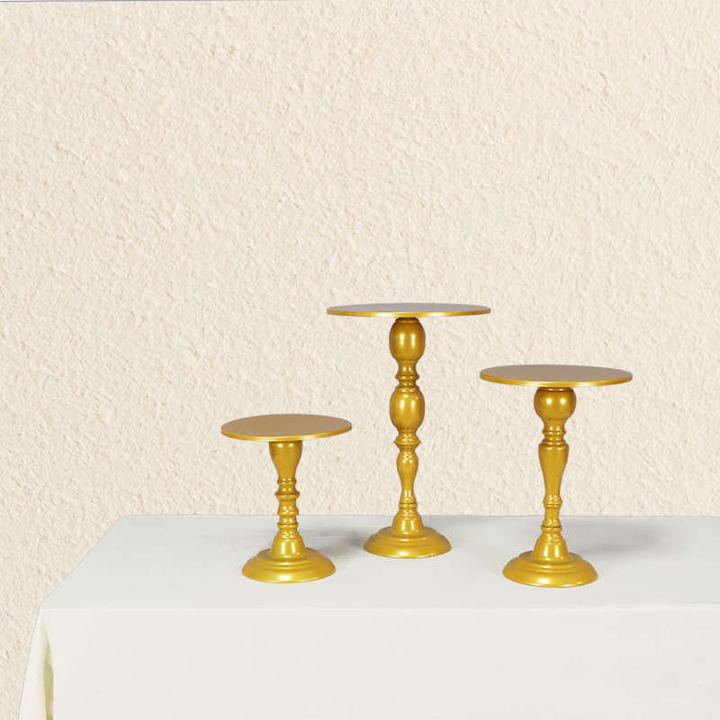 Mesa de postres de boda transfronteriza estante de pastel diseño de banquete bandeja de pastel de hierro forjado europea decoración de fiesta de cumpleaños