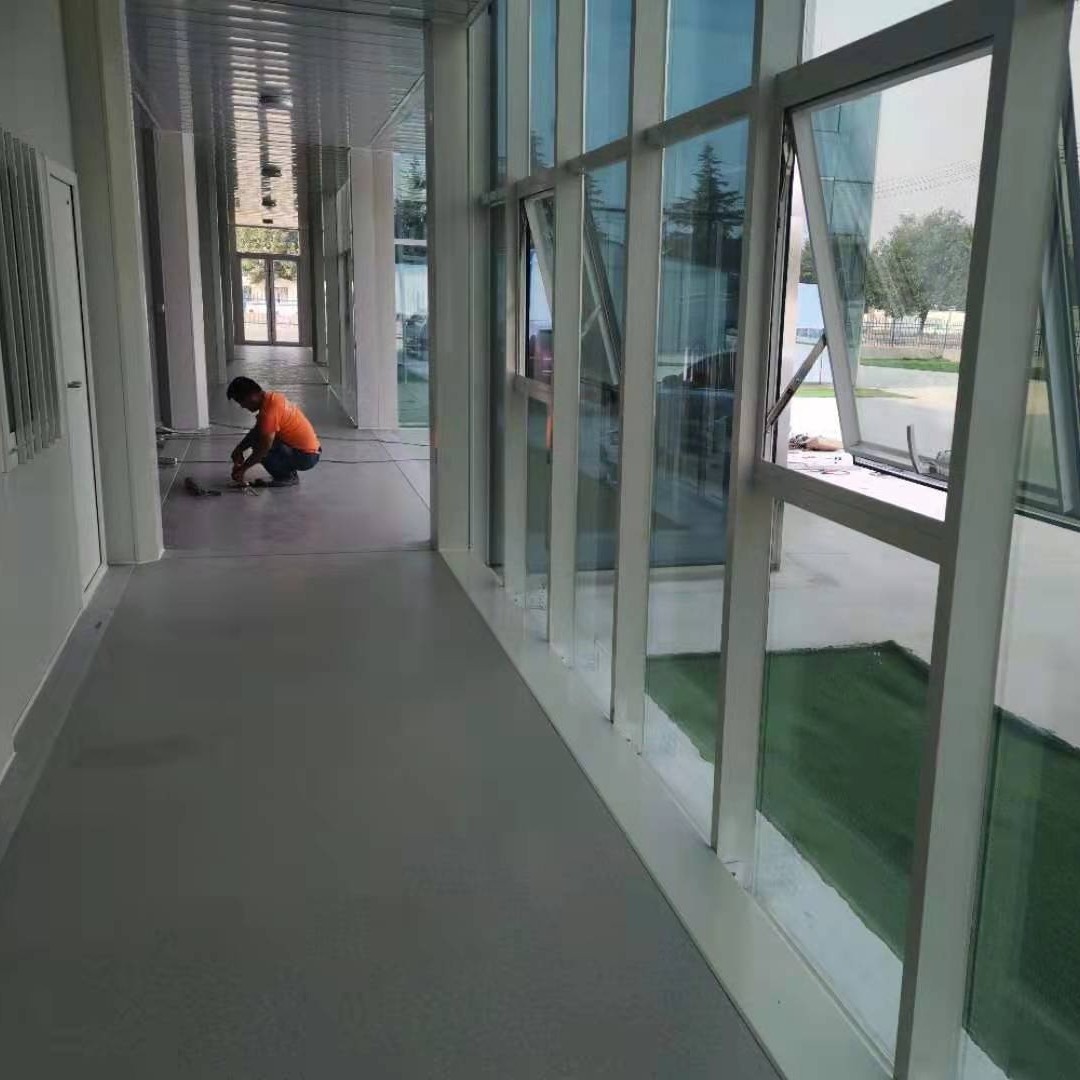 Residentes de comercio exterior Casa móvil de contenedores Casa integrada Casa móvil de contenedores Casa móvil de acero de color Casa móvil de construcción temporal Espejo cruzado