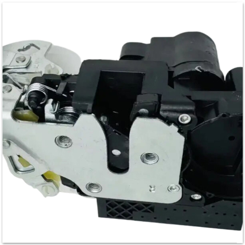 7121008032 7122008012 for Ssangyong Rest door lock machine lock actuator central lock factory