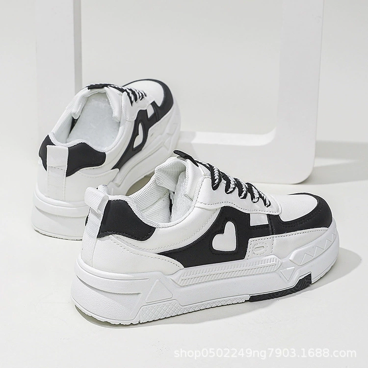 Женские кроссовки весна-осень плоская толстая подошва 2025 лето новые популярные универсальные студенческие черные звездные повседневные спортивные белые туфли