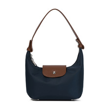 ŮʿμJRdNбp玧ӰŮ