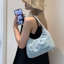 Colorful Fox小众韩版温柔褶皱纯色腋下包女简约质感休闲百搭单肩