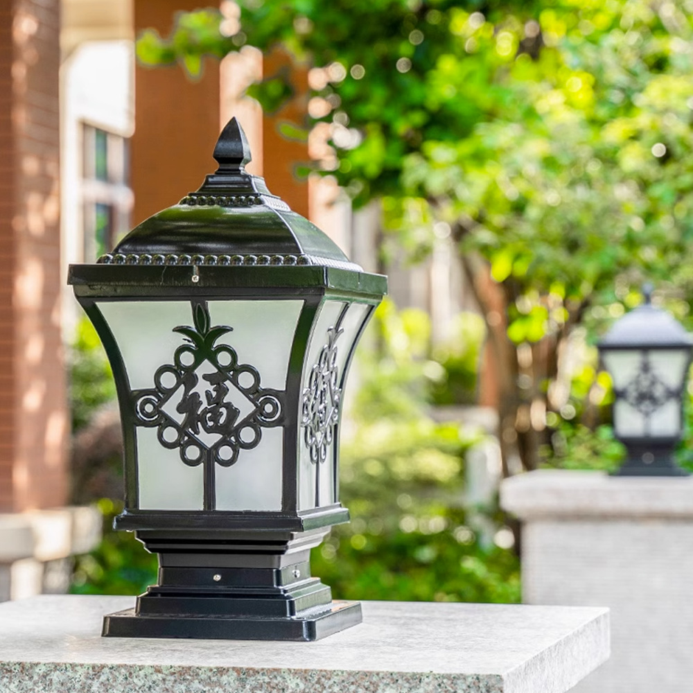 Movable espada fu carácter puerta Pilar lámpara al aire libre Villa impermeable pared faro LED solar Pilar lámpara fabricante