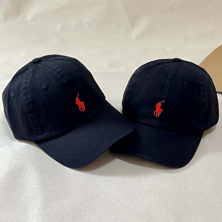 小馬標野球帽の女性は柔らかいトップの広いつばを合わせて顔の小さいアヒルの舌の帽子の運動の日よけの男性の女性を見せます。