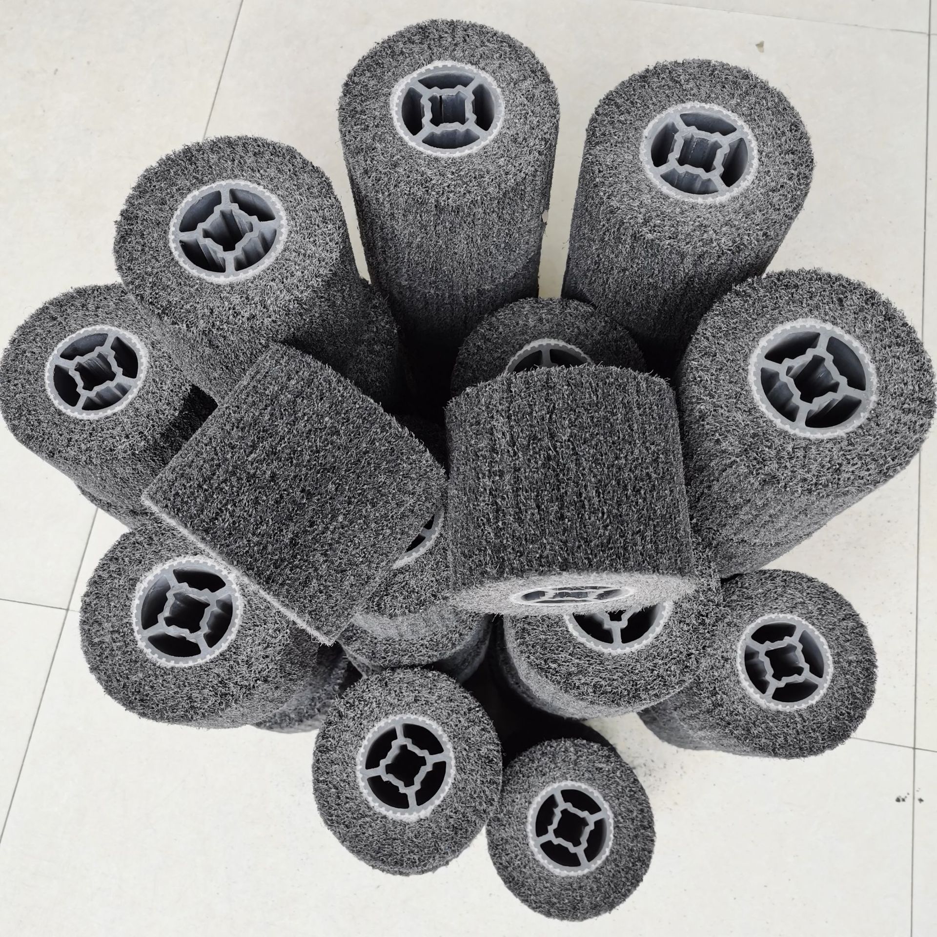 十字胶芯拉丝轮 碳化硅拉丝轮 不锈钢抛光轮五金拉丝百洁布拉丝机