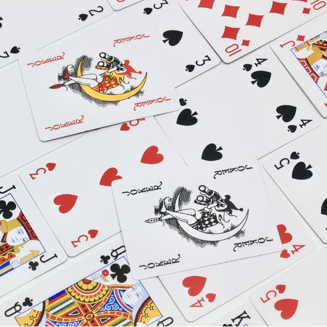 �Ľ��˿�  PLAYING CARDS ��ó��Ʒ  �ߵ��˿� �����ҹ�  ���Ի�