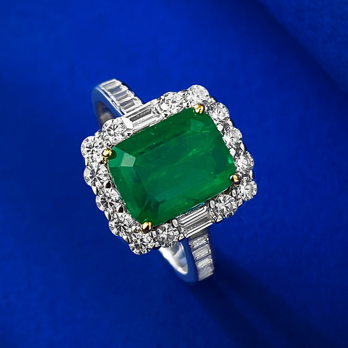 Mujing Jewelry New S925 Silver Simulated Emerald 2 Carat Cluster Inlaid Diamond Ring for Women 7*9 European and American Cross-Border