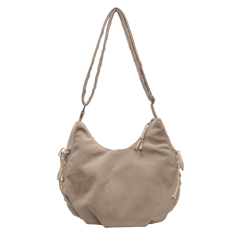 Bolsos de mujer de gran capacidad 2024 nuevo estilo pana otoño e invierno bolso de mensajero casual todo fósforo clase viaje bolsa de bola de masa marea