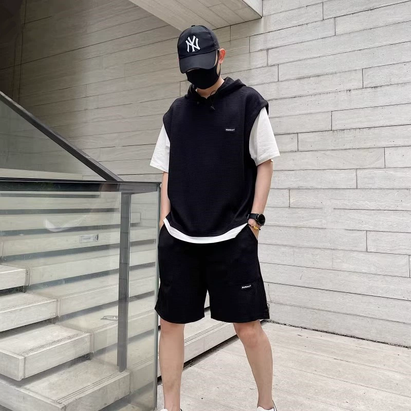 Летний комплект из двух предметов для мужчин: толстовка с капюшоном и шорты в вафельном плетении, модный повседневный комплект больших размеров.