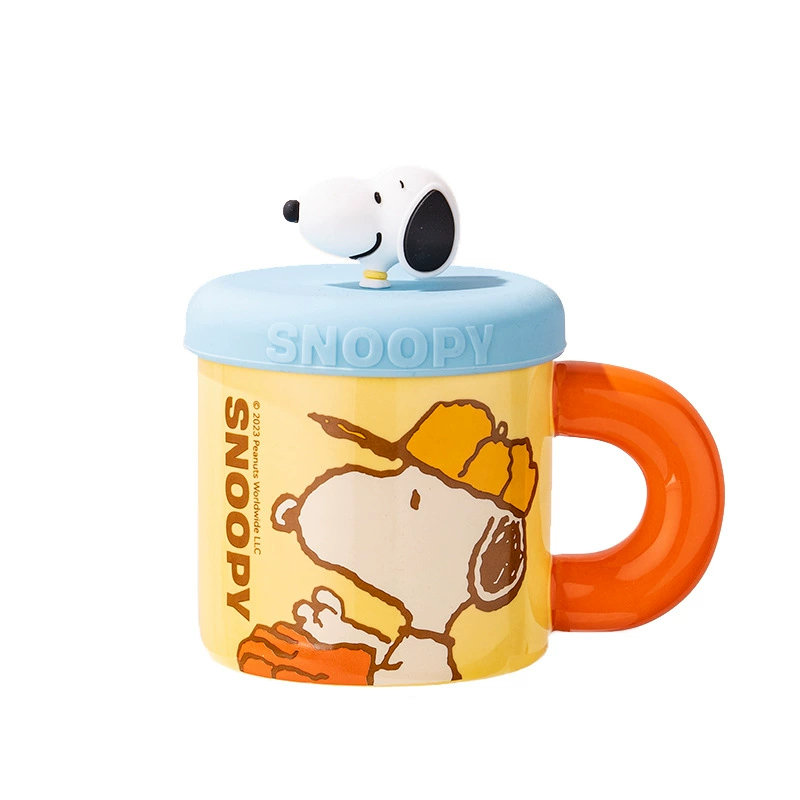 Керамическая чашка (Snoopy) с крышкой — милая кружка-подарок для девушек, яркие варианты ручек