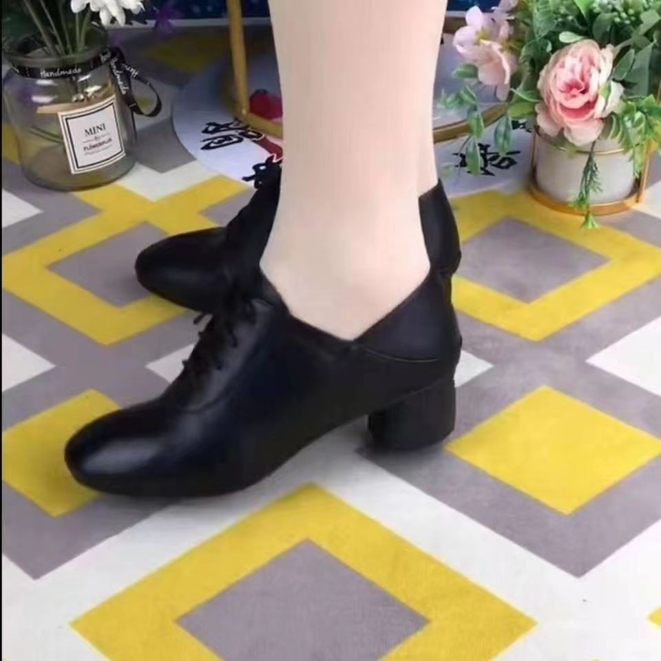Zapatos de una sola capa de tacón grueso zapatos de mujer de cuero suave real primavera nueva moda zapatos de cuero pequeños de tacón medio zapatos de mujer de boca profunda zapatos de mamá