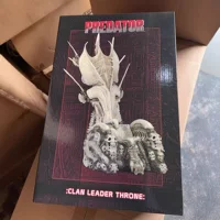 Подлинная NECA 51564 Predator throne трон из кости 14-дюйковая кукла аксессуары
