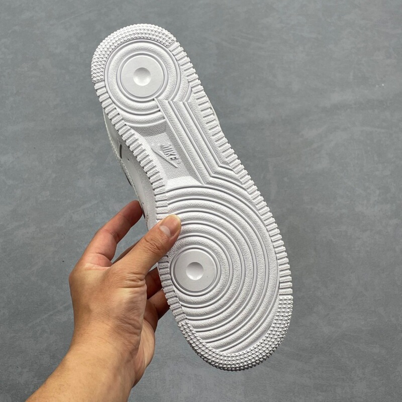 Putian Company-Level Air Force One Af1 White Sneakers, Low-Top and High-Top Sneakers for Men and Women, Classic Casual Shoes in Macaron Colors Putian Company-Level Air Force One Af1 White Sneakers, Low-Top and High-Top Sneakers for Men and Women, Classic Casual Shoes in Macaron Colors